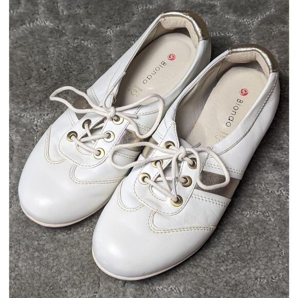 Blondo Mao Oxford Golf Sneakers WOMENS 6M Walking Shoe White Gold Leather Comfy - Picture 1 of 9